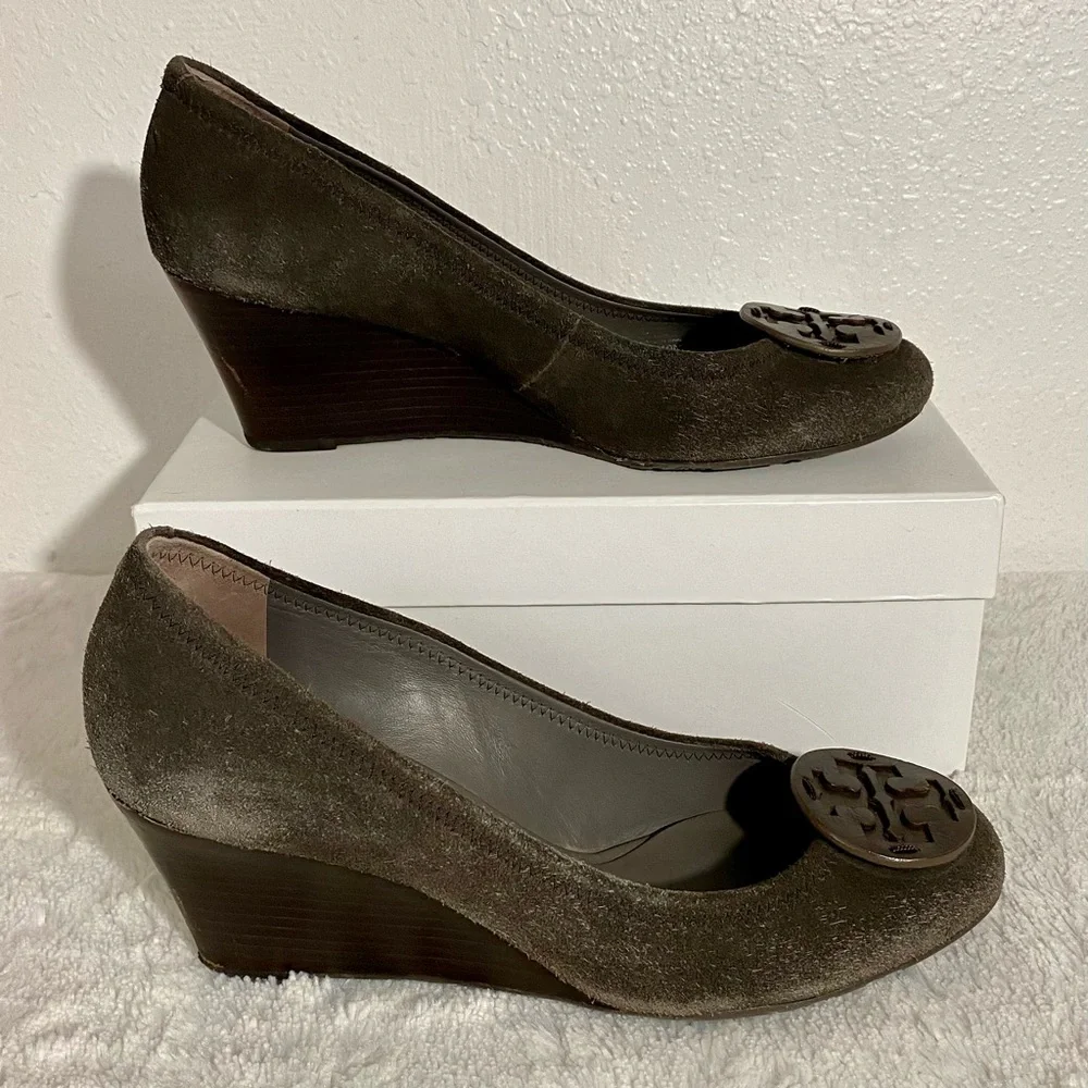 Tory Burch Sally Spilt Suede Wedge Heels Women’s Size 10M Elephant Gray